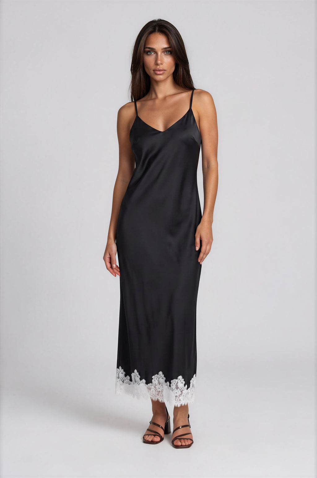 LUNA Vestido Midi Satinado Negro con Encaje Elegante